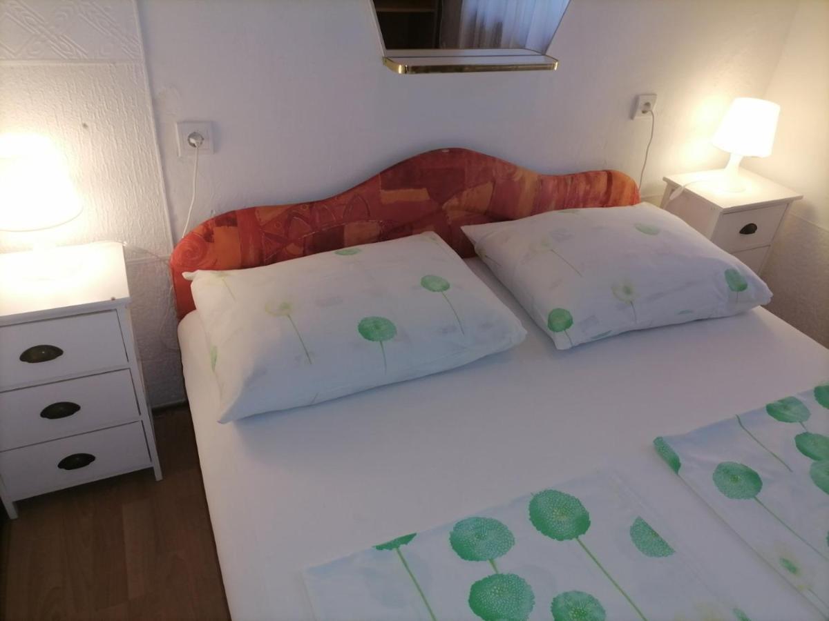 Rooms Mara Skradin Exterior photo