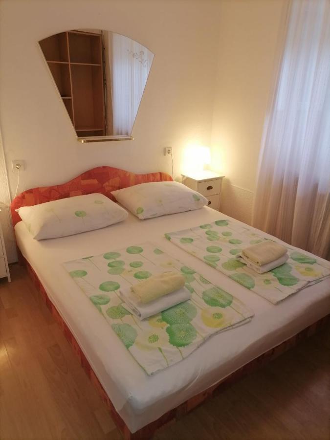 Rooms Mara Skradin Exterior photo
