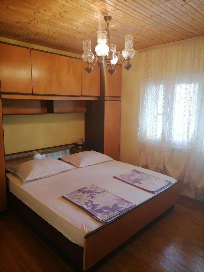 Rooms Mara Skradin Exterior photo