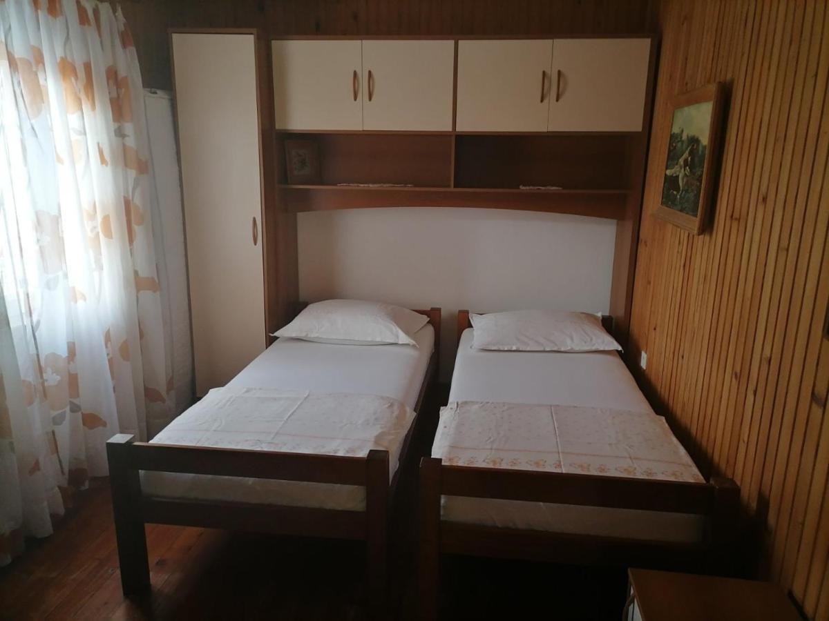 Rooms Mara Skradin Exterior photo