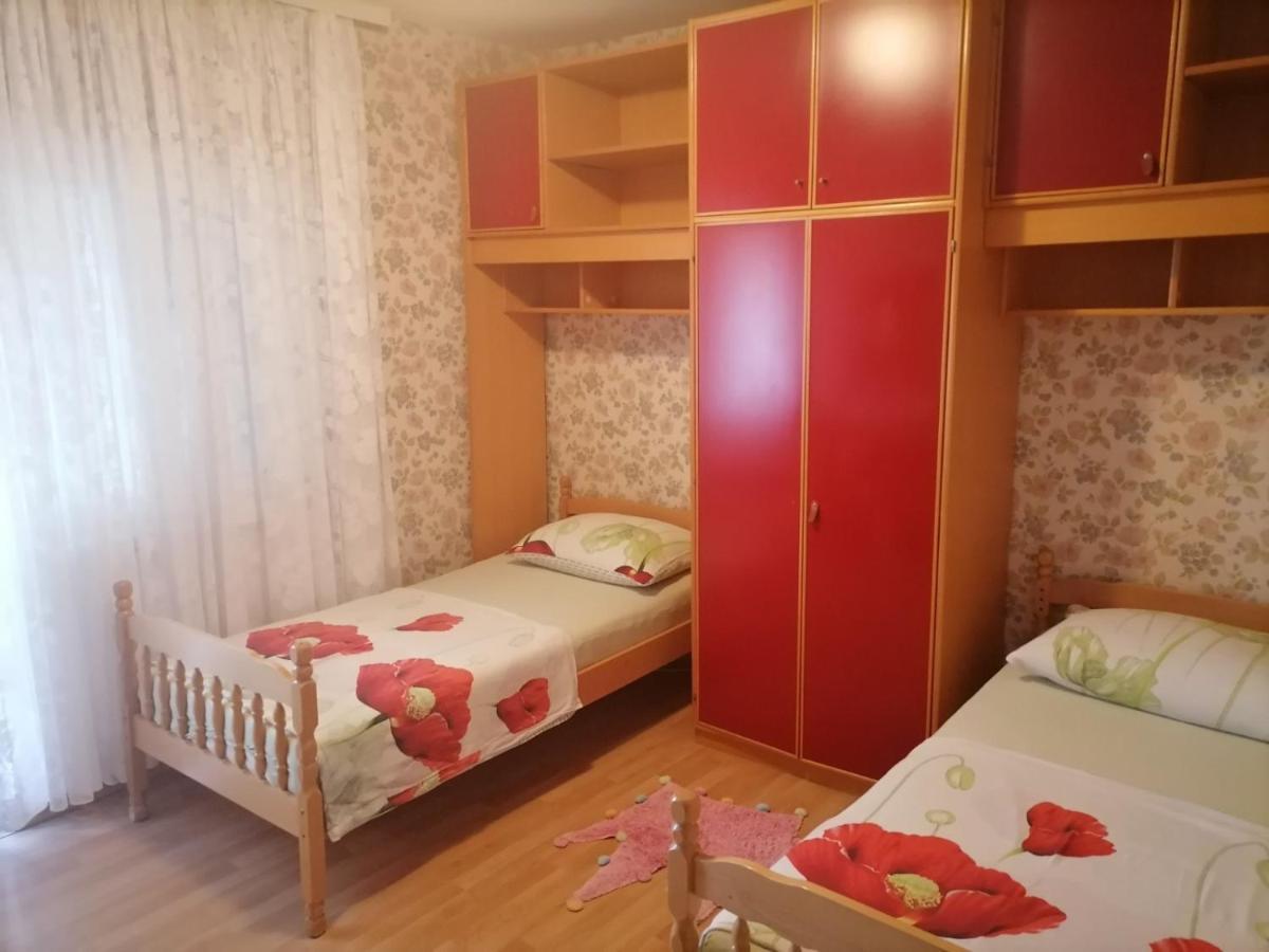 Rooms Mara Skradin Exterior photo