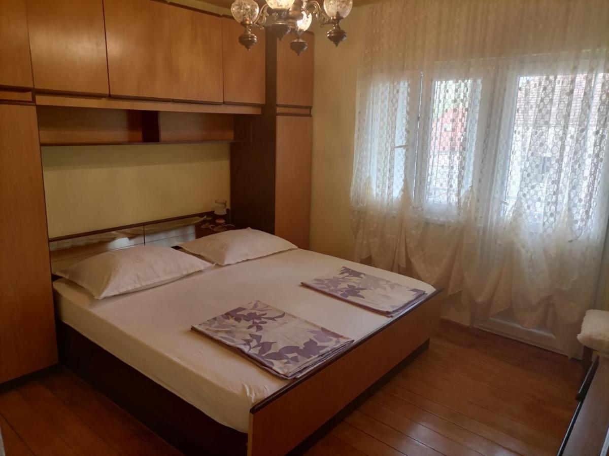 Rooms Mara Skradin Exterior photo