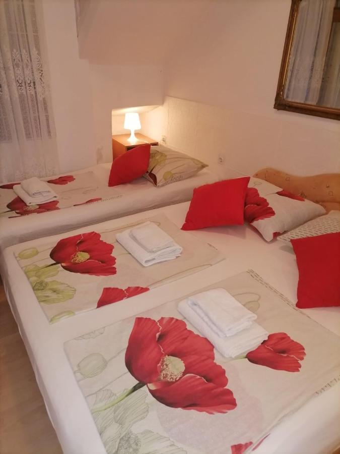 Rooms Mara Skradin Exterior photo