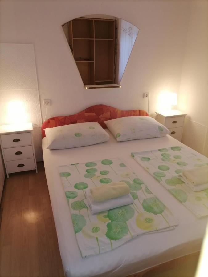 Rooms Mara Skradin Exterior photo