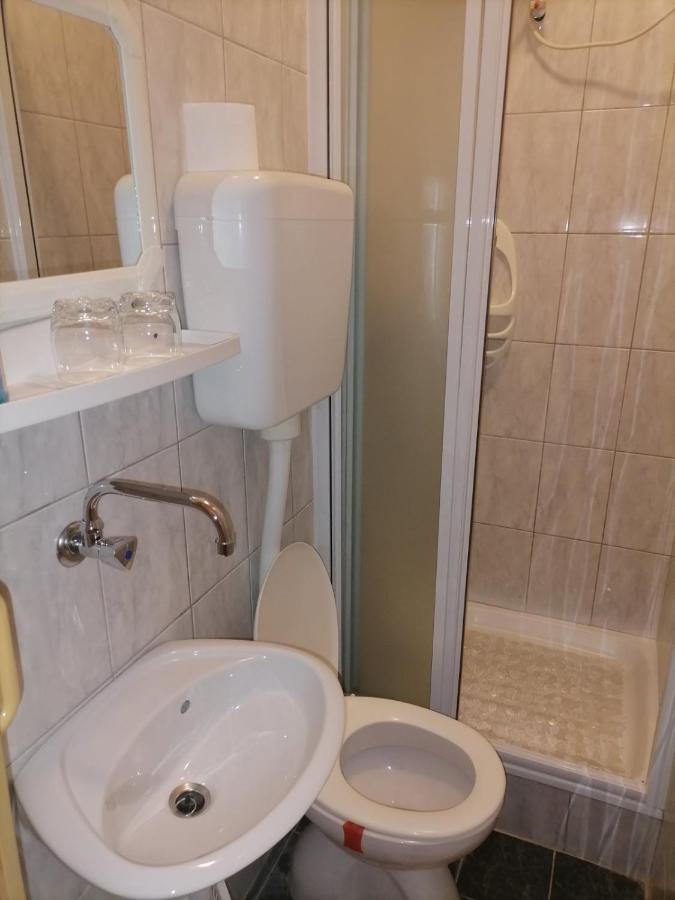 Rooms Mara Skradin Exterior photo