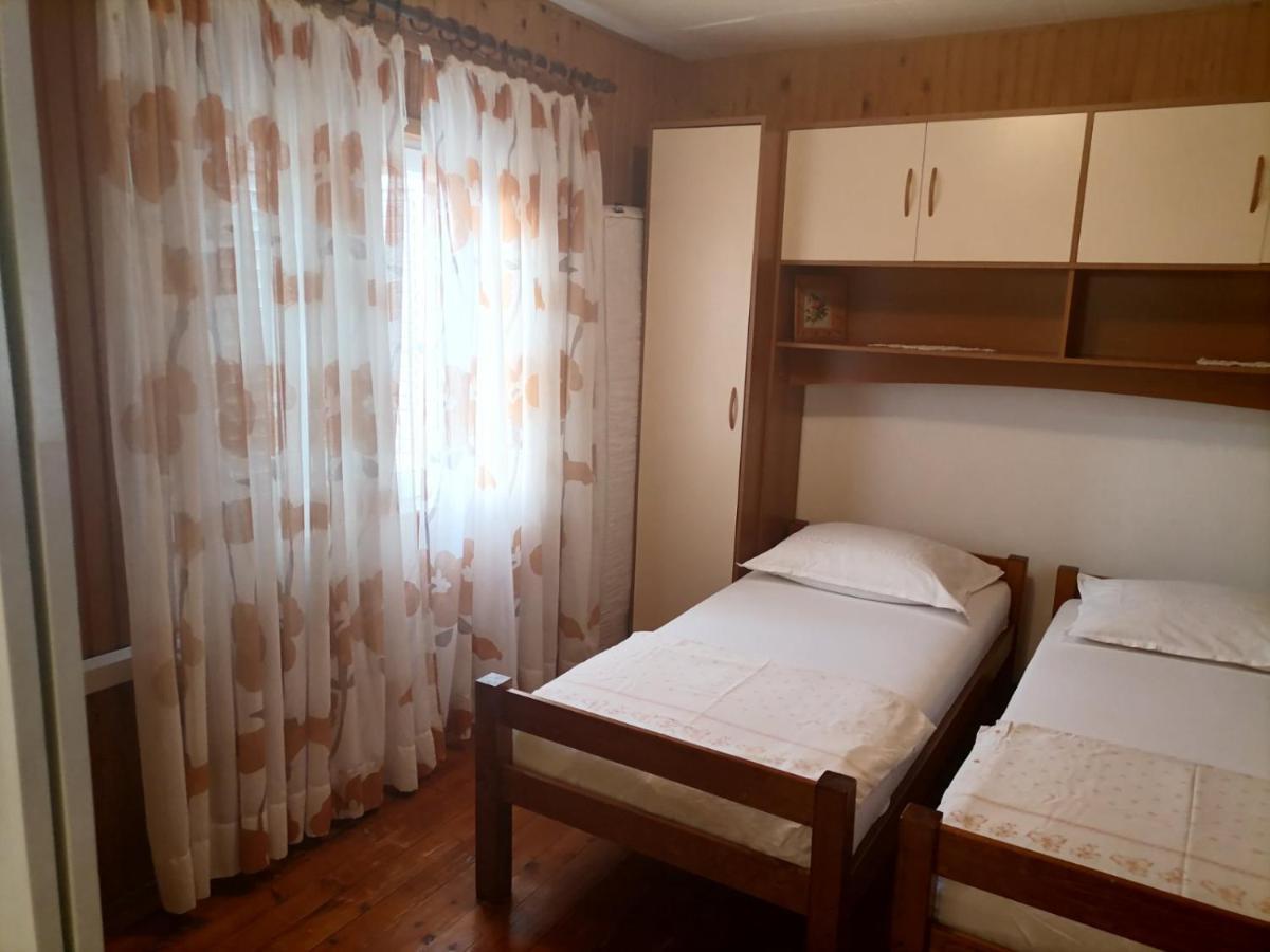 Rooms Mara Skradin Exterior photo
