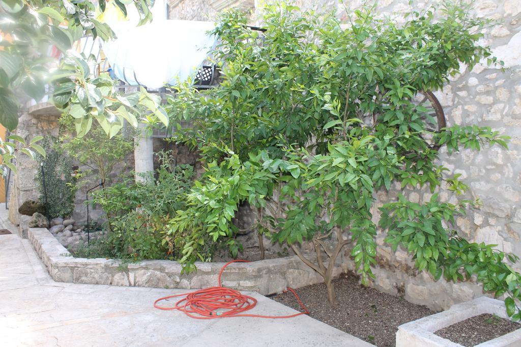 Rooms Mara Skradin Exterior photo