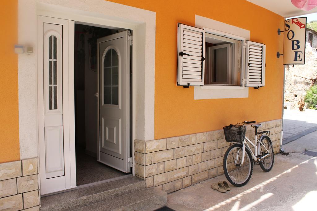 Rooms Mara Skradin Exterior photo
